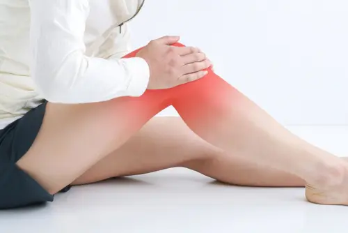 膝の痛みイメージ